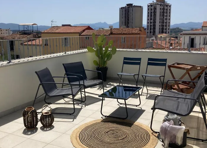 La Via And Terrace Maison d'hôtes Olbia