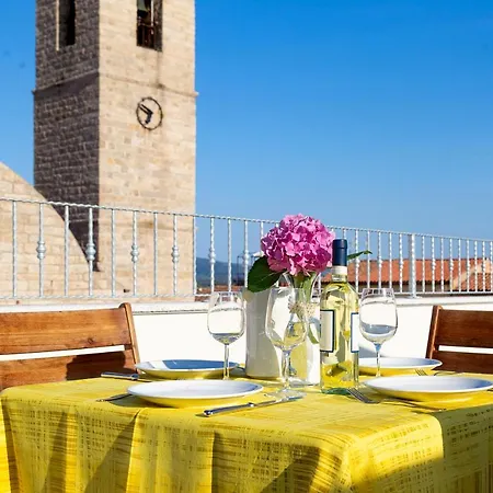 La Via And Terrace 3* Ольбія
