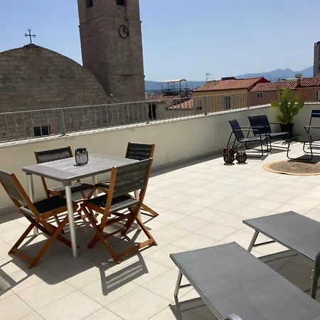 Casa de hóspedes La Via And Terrace